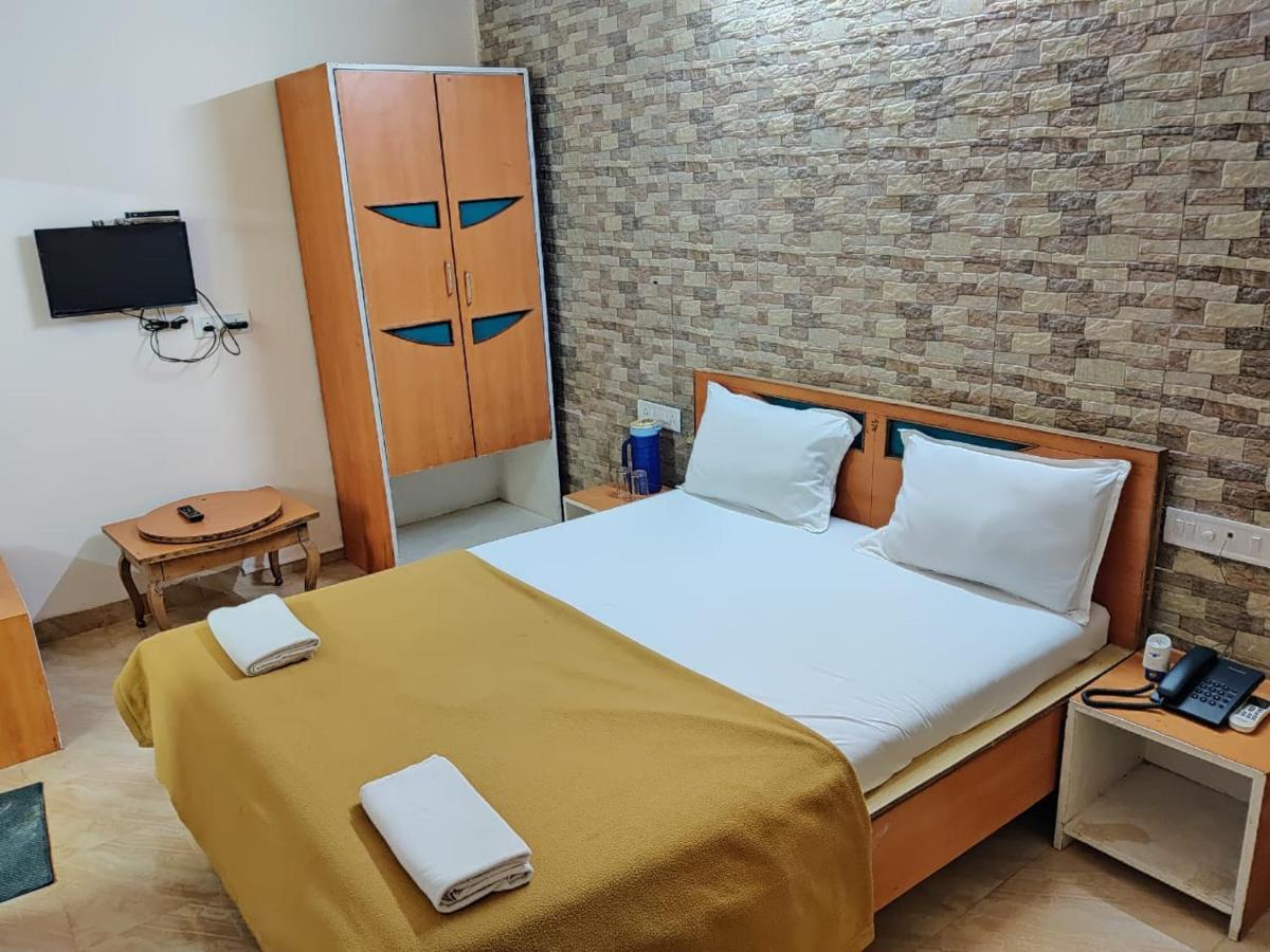 Rajdhani Resort Лонавала Экстерьер фото