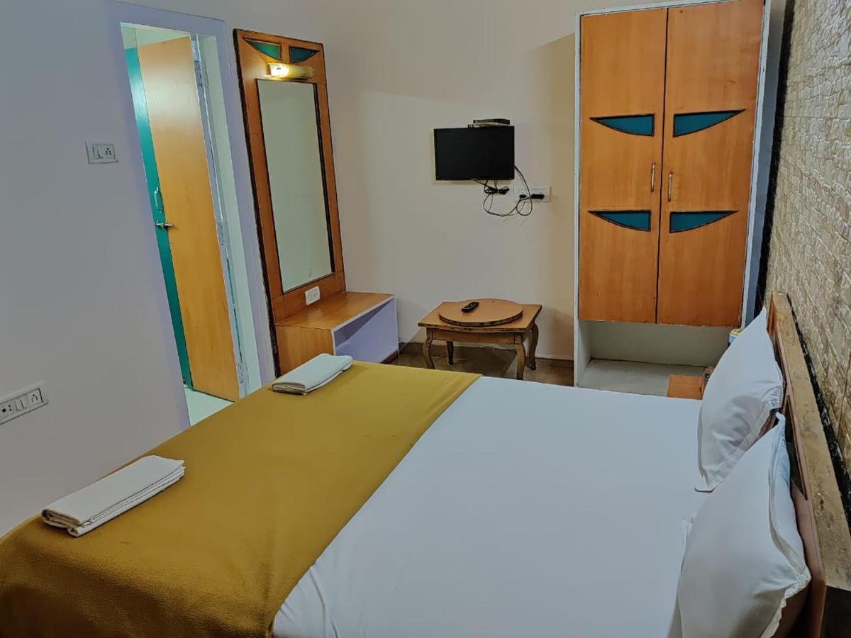 Rajdhani Resort Лонавала Экстерьер фото